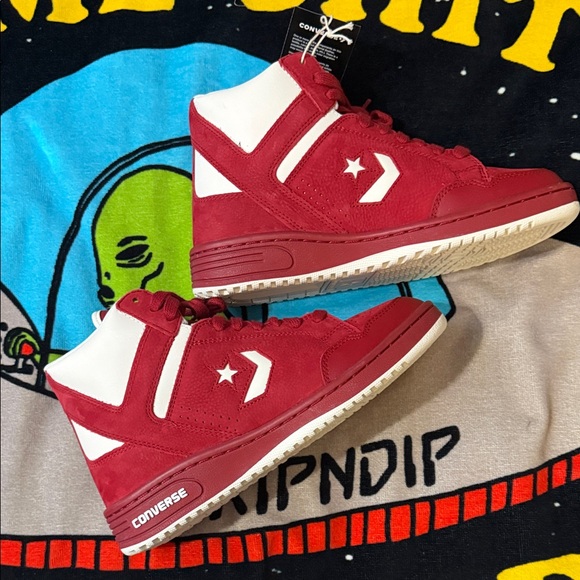 Converse
Converse Weapon High - Men's - Size 8.5 ( NO BOX ) - Picture 13 of 16